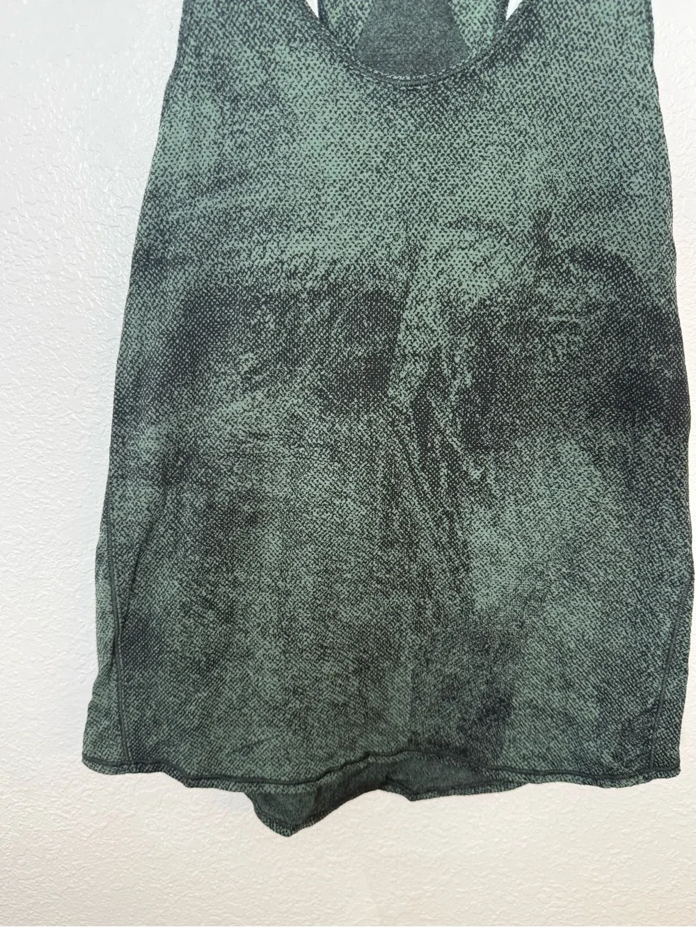 Lululemon Essential Tank Pleated Pixel Jacquard Algae Green Black